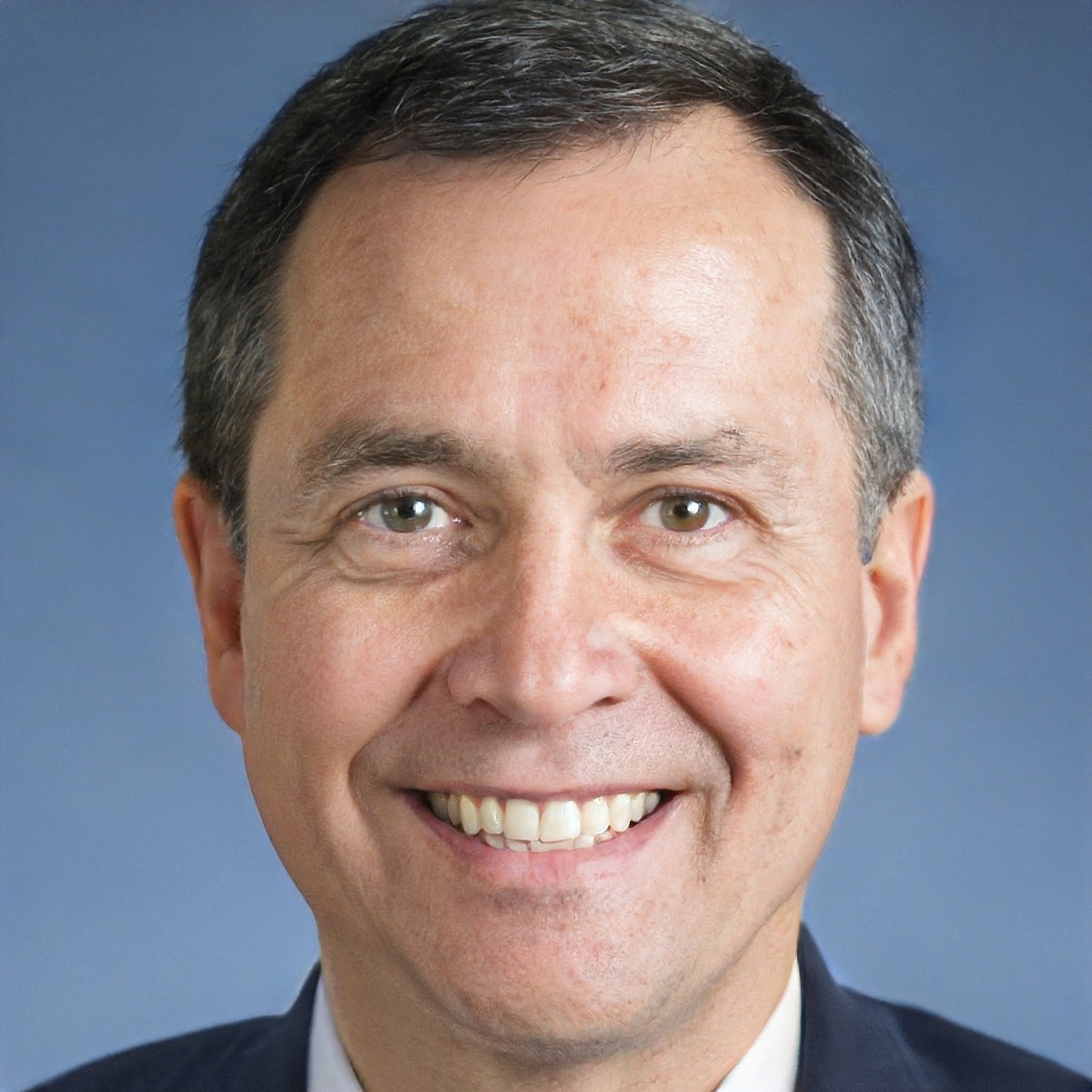 portrait adult one person men portrait;face smiling looking at camera