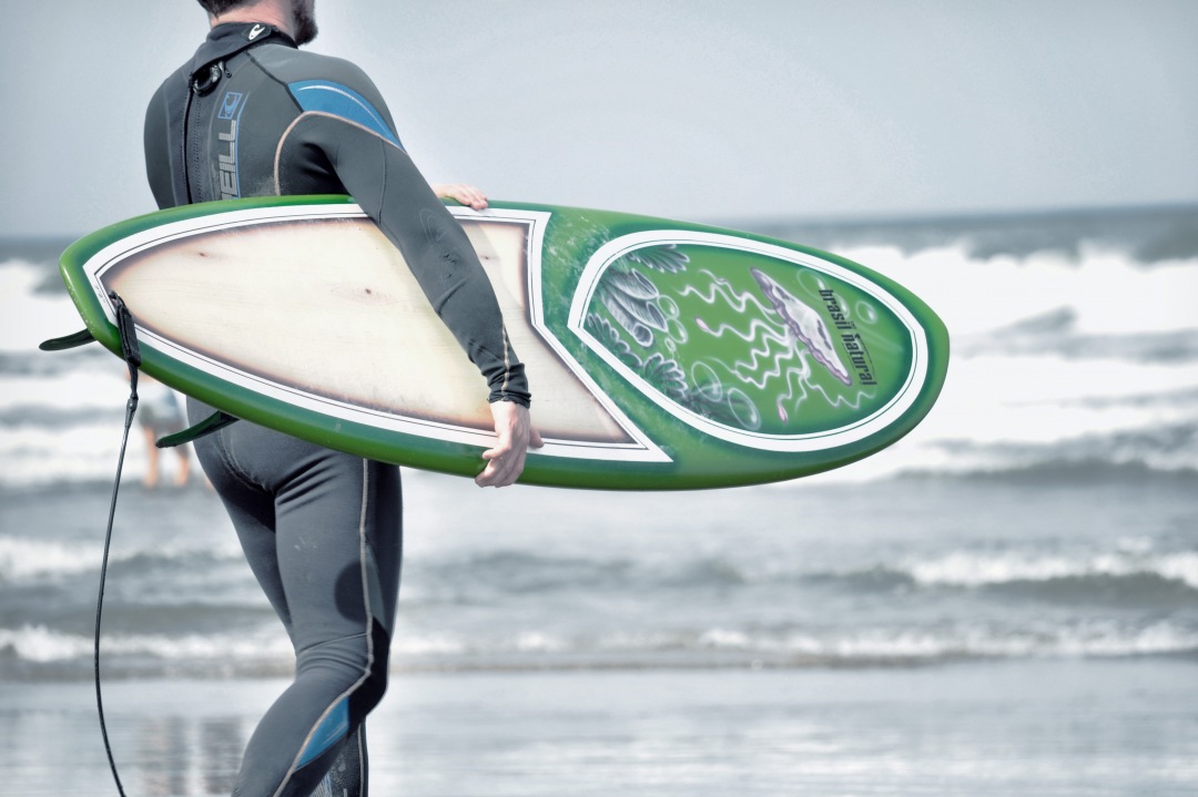 Surf men