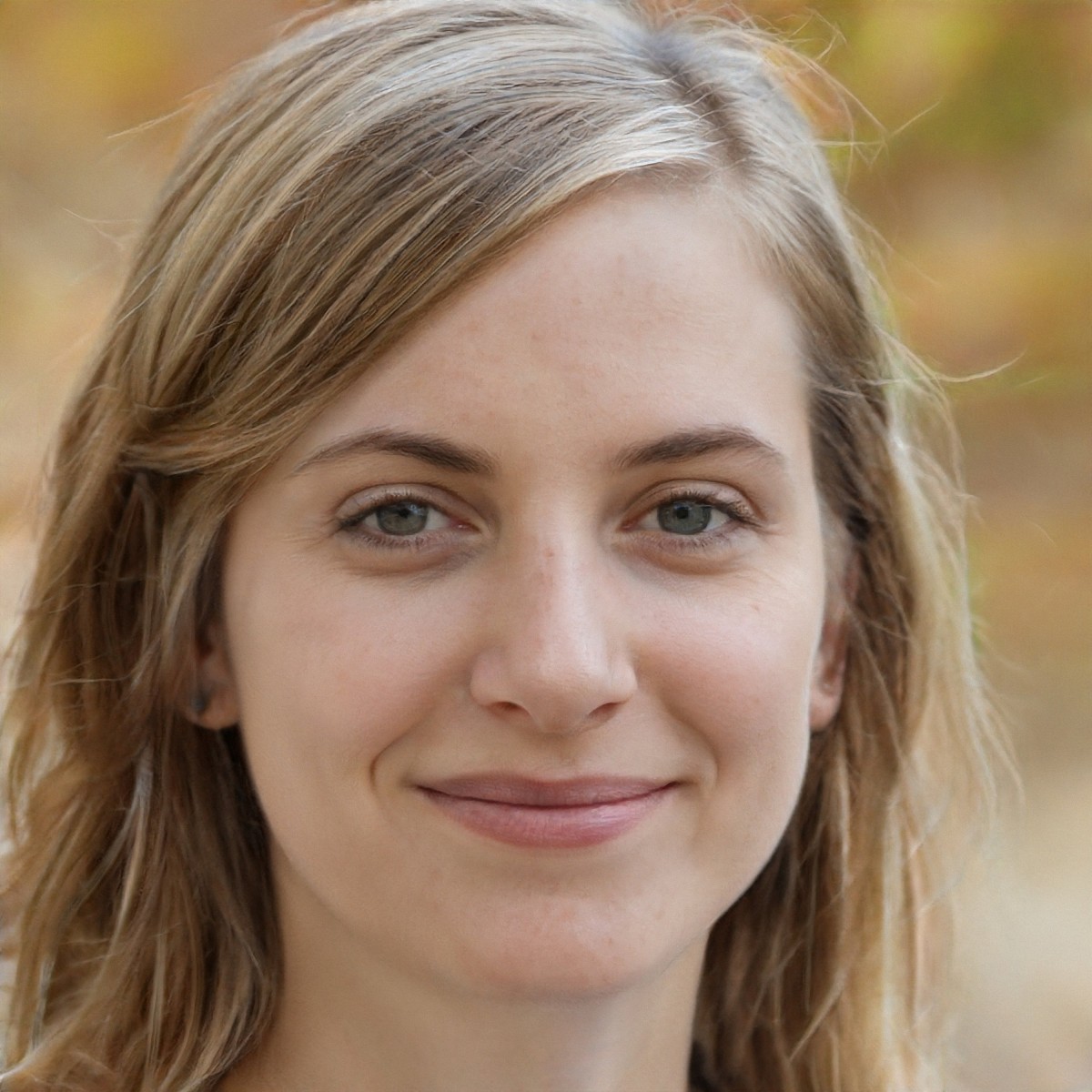 women one person smiling looking at camera portrait portrait;face caucasian ethnicity