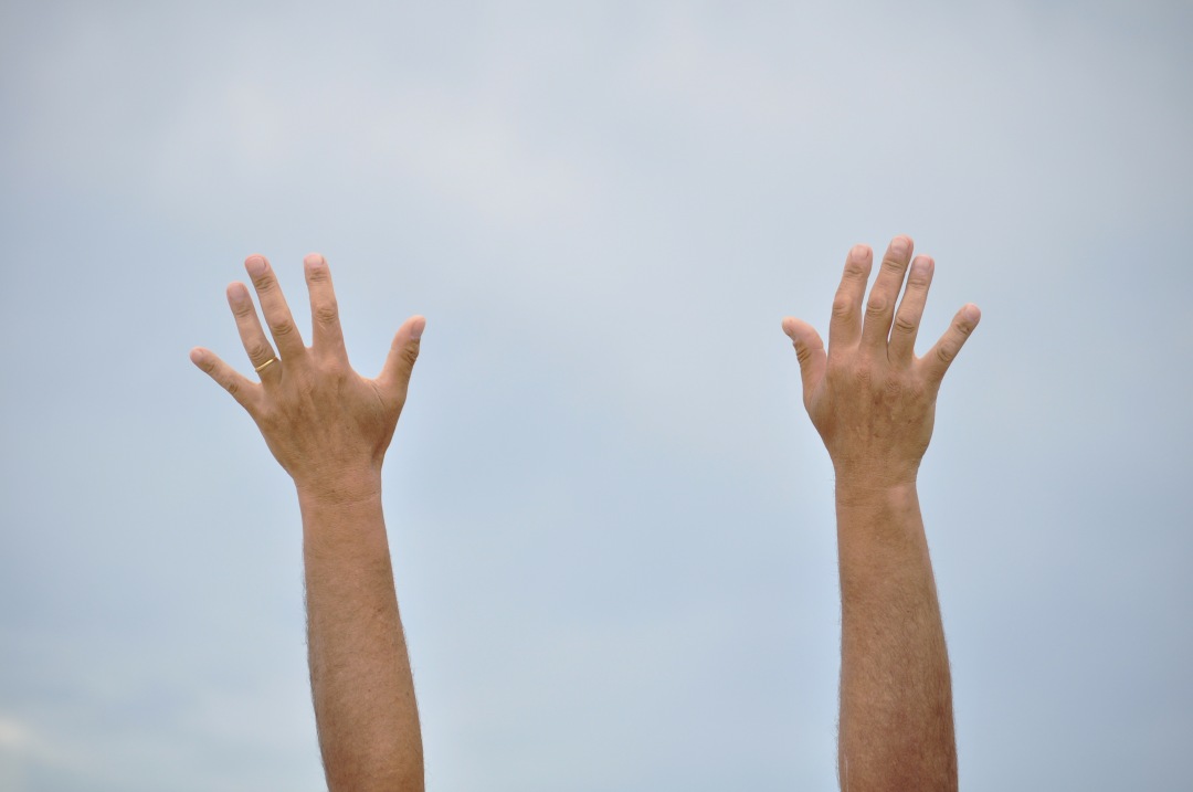 Hands on the Heaven