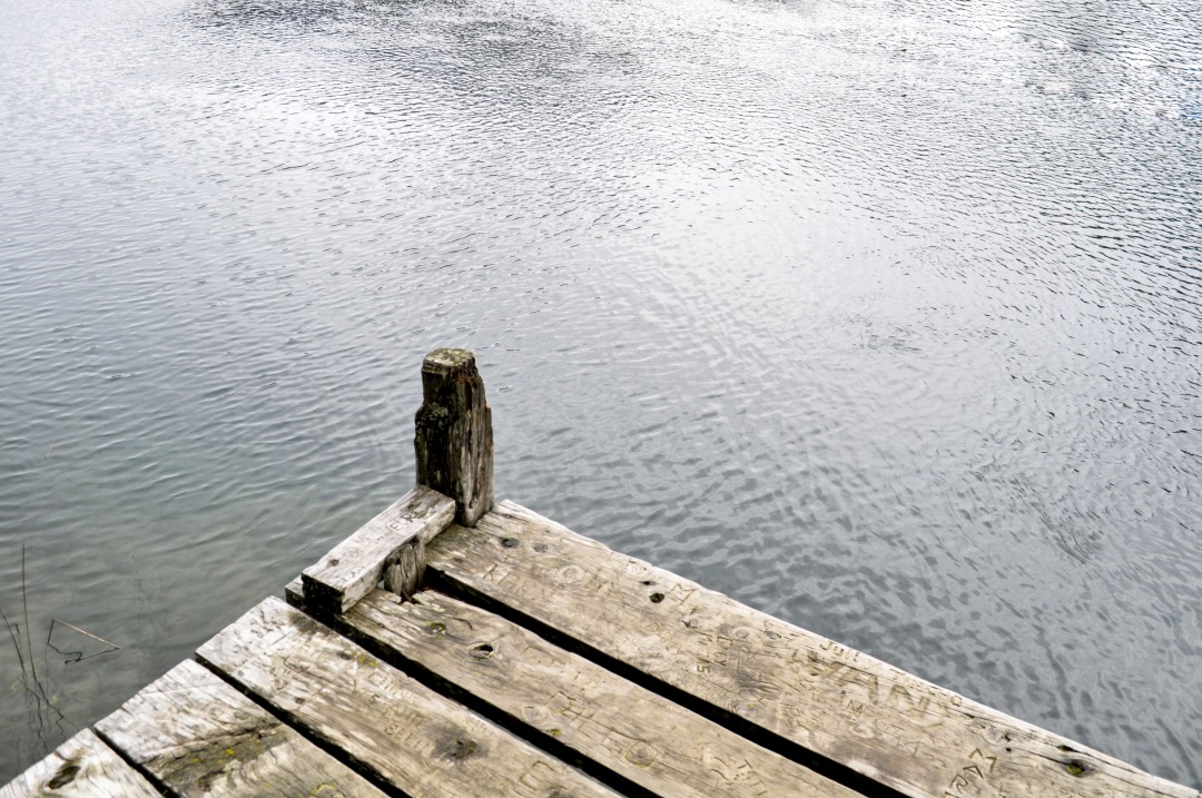 dock on patagonia lake