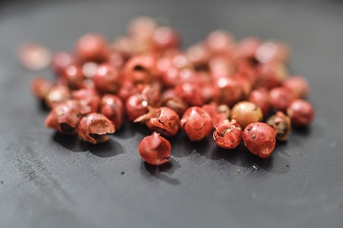 Rose pepper spices