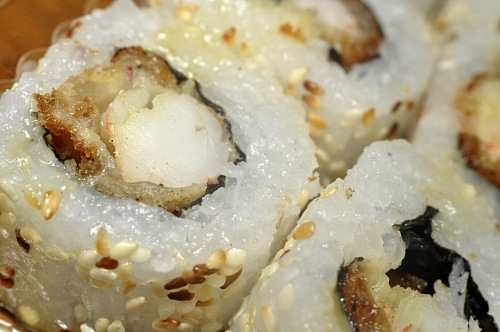 Sushi prawns with sesame Macro