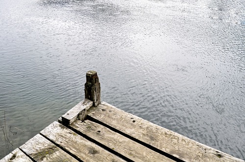 dock on patagonia lake